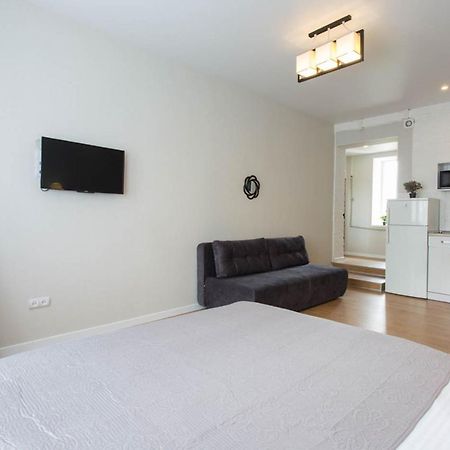 Lux Studio Near Metro Yaroslava Mudroho, Universytet - Chernyshevska Str 95-4 Κχαρκίβ Εξωτερικό φωτογραφία