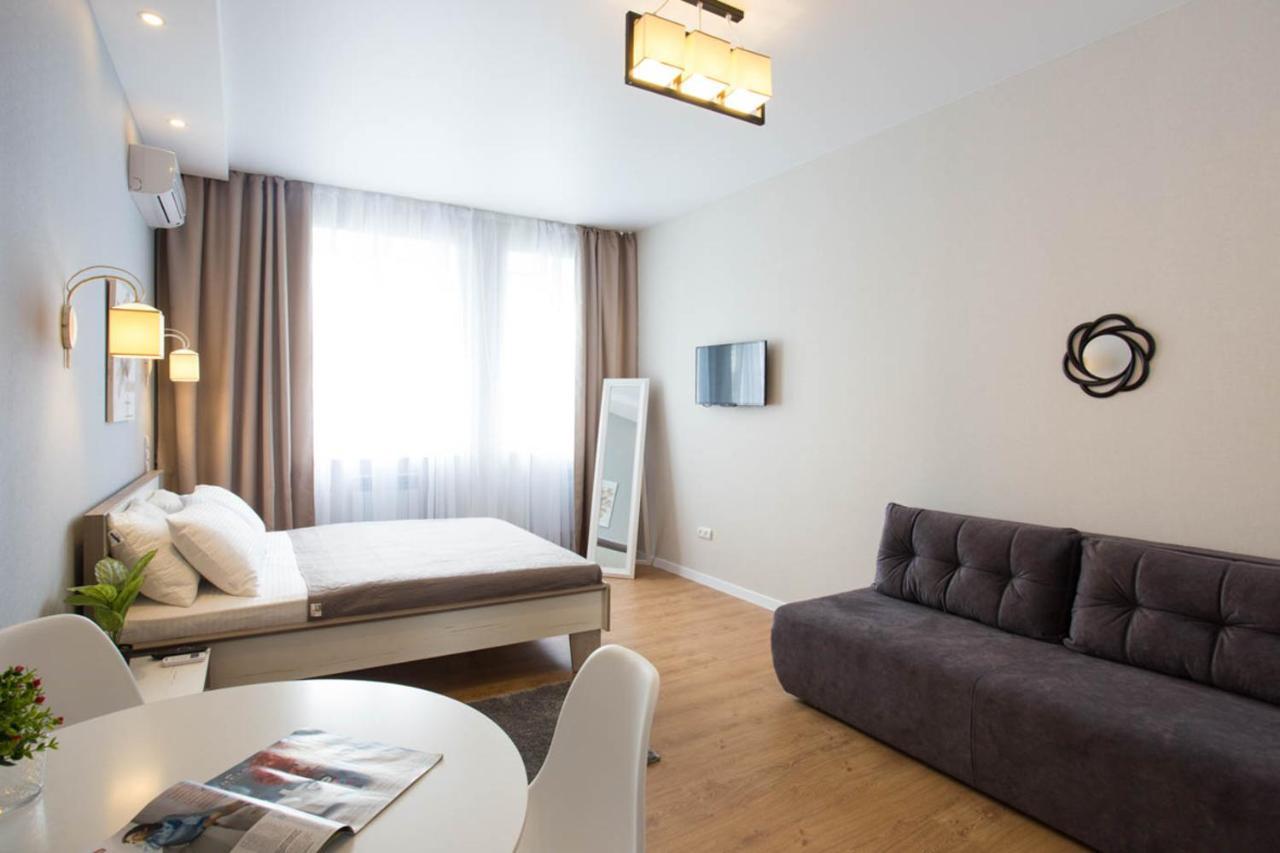 Lux Studio Near Metro Yaroslava Mudroho, Universytet - Chernyshevska Str 95-4 Κχαρκίβ Εξωτερικό φωτογραφία