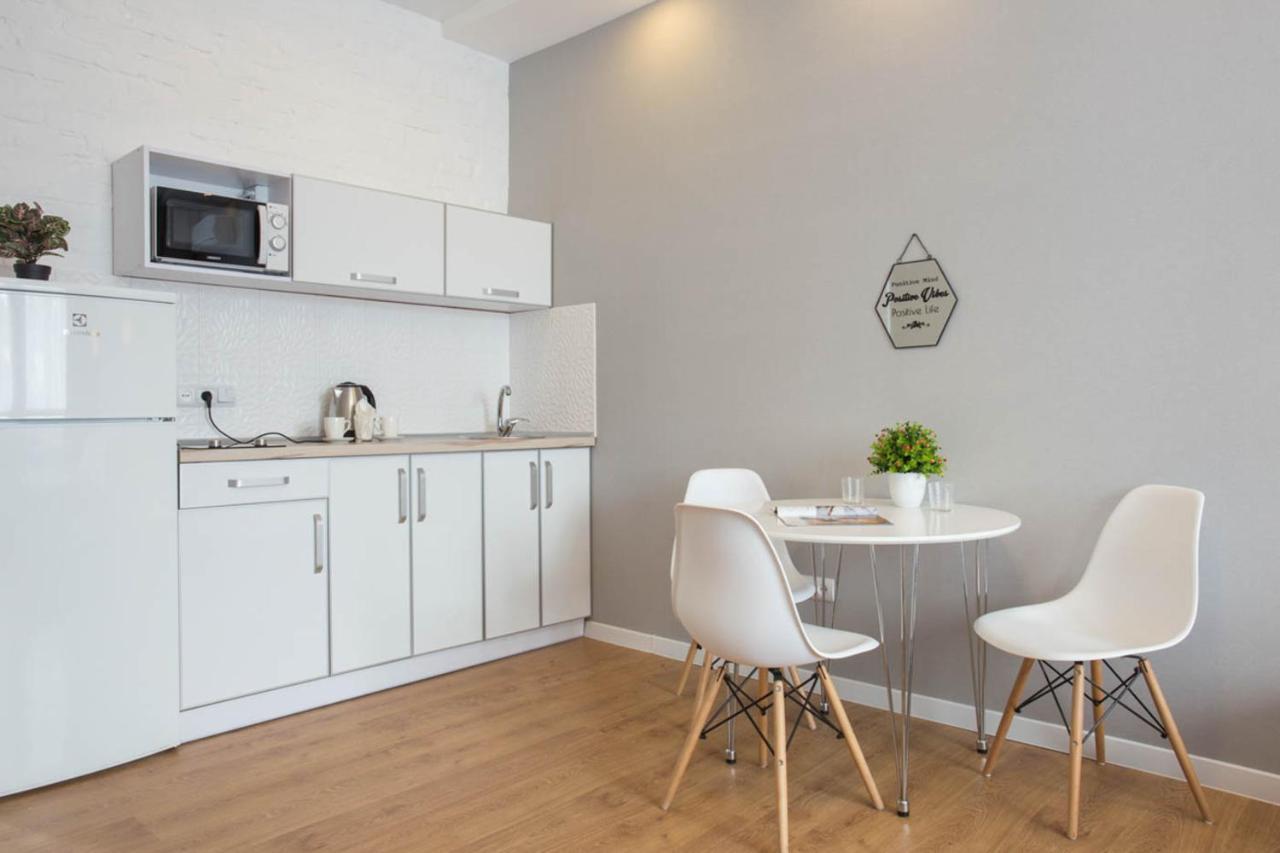 Lux Studio Near Metro Yaroslava Mudroho, Universytet - Chernyshevska Str 95-4 Κχαρκίβ Εξωτερικό φωτογραφία