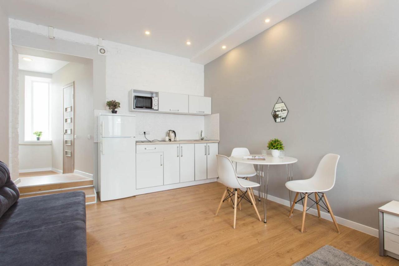 Lux Studio Near Metro Yaroslava Mudroho, Universytet - Chernyshevska Str 95-4 Κχαρκίβ Εξωτερικό φωτογραφία