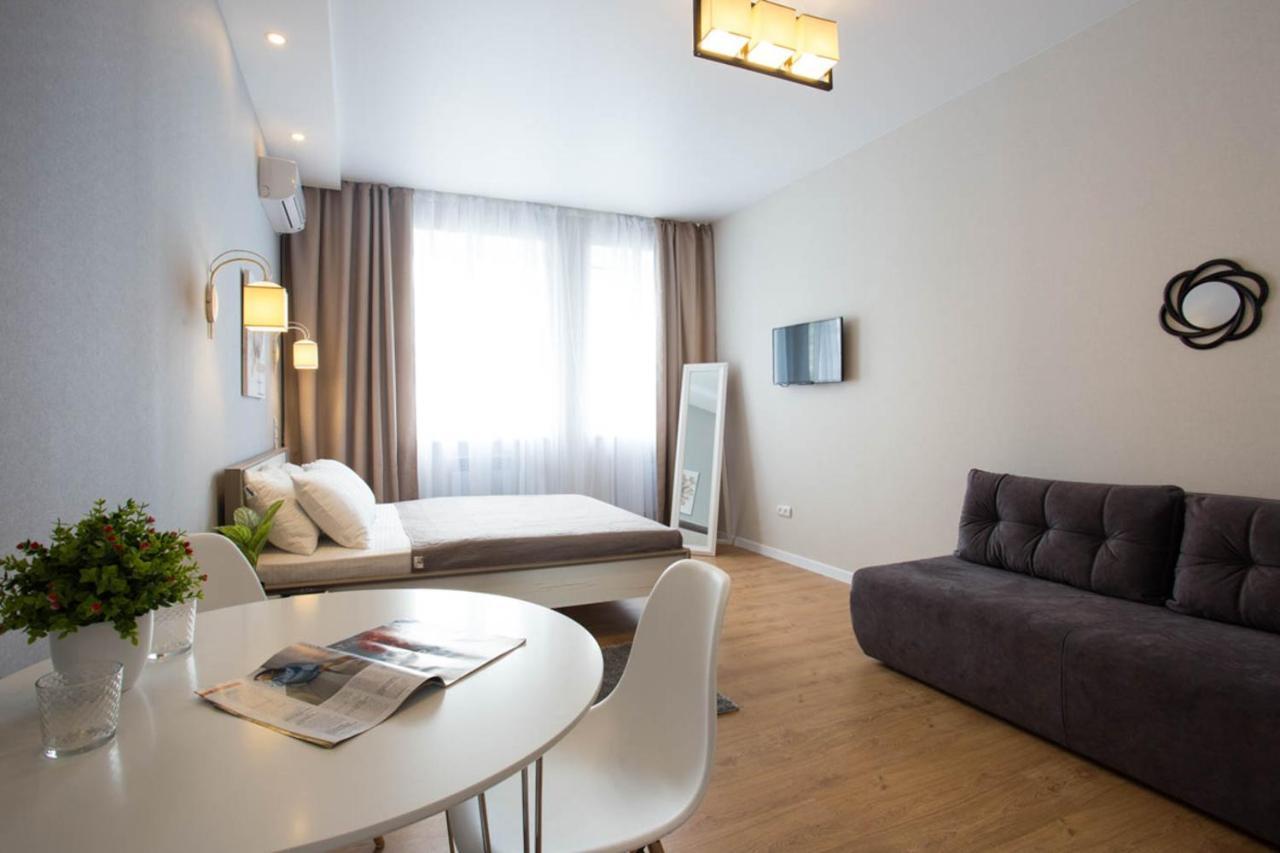 Lux Studio Near Metro Yaroslava Mudroho, Universytet - Chernyshevska Str 95-4 Κχαρκίβ Εξωτερικό φωτογραφία